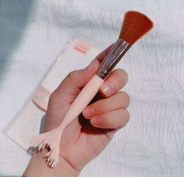 Mermaid Brush